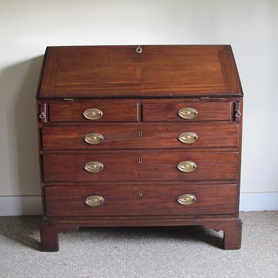 MAHOGANY GEORGIAN BUREAU