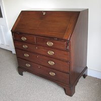 MAHOGANY GEORGIAN BUREAU