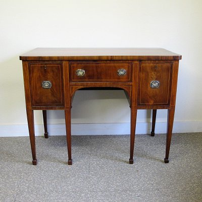 MAHOGANY KNEE HOLE SIDEBOARD