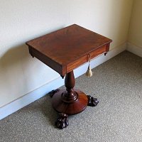 MAHOGANY OCCASIONAL TABLE