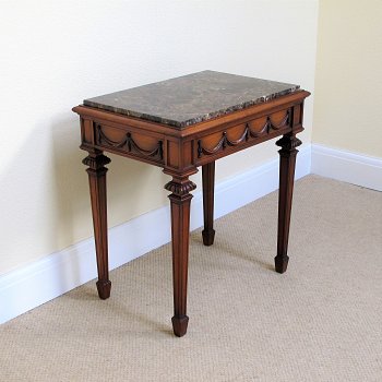 Mahogany centre table