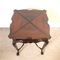 MAHOGANY ENVELOPE CARD TABLE