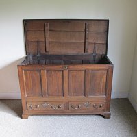 OAK MULE CHEST