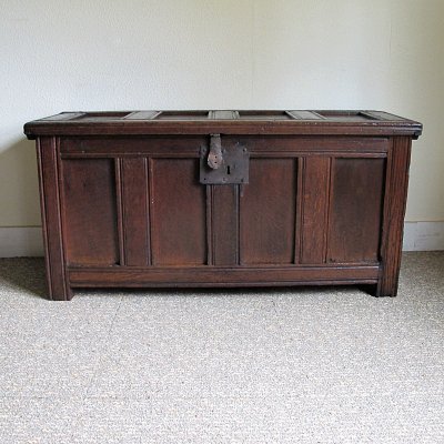 OAK COFFER