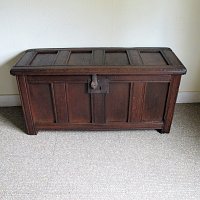 OAK COFFER