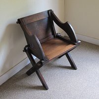 OAK GLASTONBURY CHAIR