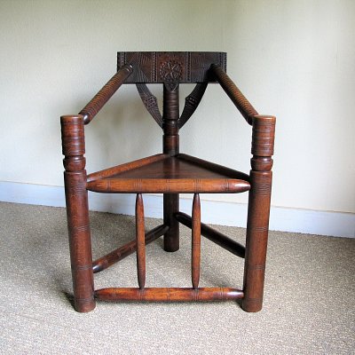 OAK TURNERS CHAIR