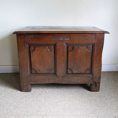 OAK PANELLED COFFER