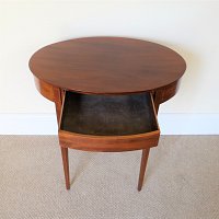 EDWARDIAN MAHOGANY OVAL OCCASIONAL TABLE WITH DRAWER