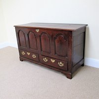 OAK MULE CHEST (GEORGIAN)