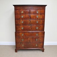 GEORGIAN MAHOGANY CHEST ON CHEST