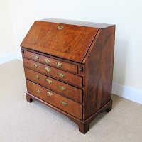 GEORGIAN WALNUT BUREAU