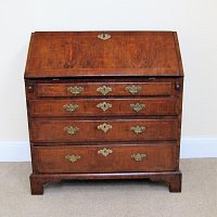 GEORGIAN WALNUT BUREAU