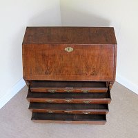 GEORGIAN WALNUT BUREAU