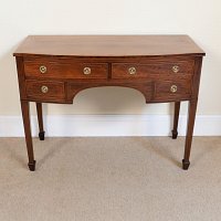 EDWARDIAN MAHOGANY BOW FRONTED DRESSING/LADIES WRITING TABLE