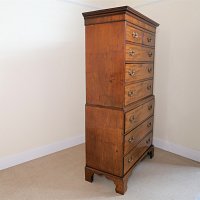 GEORGIAN MAHOGANY CHEST ON CHEST