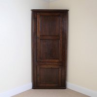 GEORGIAN OAK CORNER CUPBOARD