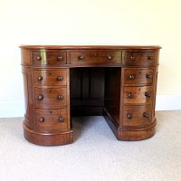 RARE VICTORIAN MAHOGANY KIDNEY SHAPED WRITING DESK