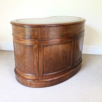 RARE VICTORIAN MAHOGANY KIDNEY SHAPED WRITING DESK