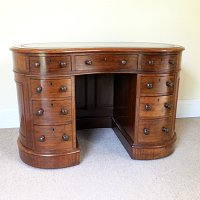 RARE VICTORIAN MAHOGANY KIDNEY SHAPED WRITING DESK