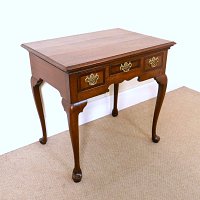 GEORGIAN OAK LOWBOY / SIDE TABLE