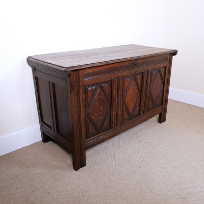 WILLIAM & MARY PERIOD OAK COFFER