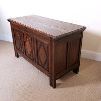 WILLIAM & MARY PERIOD OAK COFFER